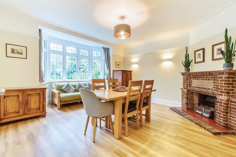 34 Link Lane, Wallington, SM6 9EB