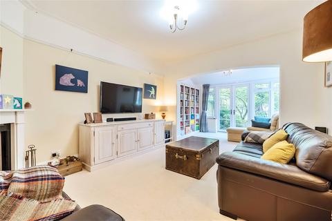34 Link Lane, Wallington, SM6 9EB