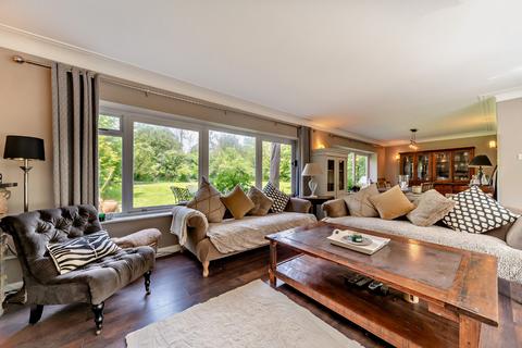 Four Seasons Ferry Road, Bray, Maidenhead, SL6 2AT