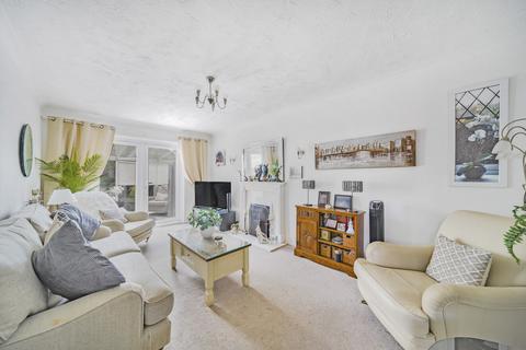 1 bedroom bungalow for sale, Monmouth Close, Valley Park, Chandler's Ford, Hampshire, SO53