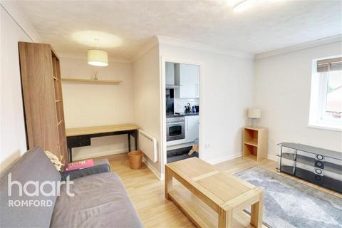 1 bedroom flat to rent, Alexandra Court - RM7