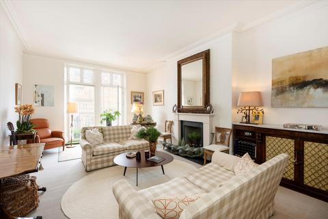 4 bedroom flat for sale, Tite Street, London, SW3.