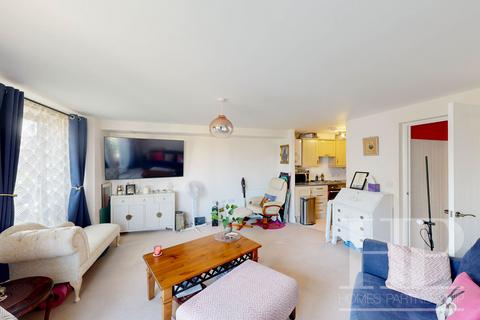 1 bedroom flat for sale, Commonwealth Drive, Crawley RH10