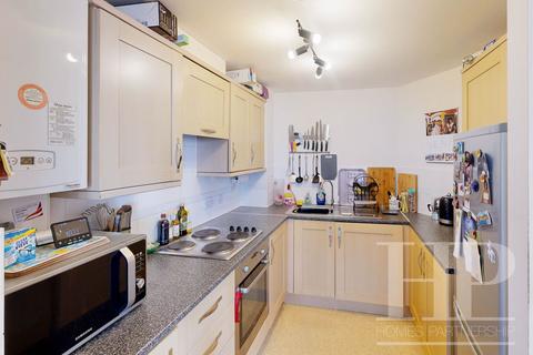 1 bedroom flat for sale, Finlay Court, Crawley RH10