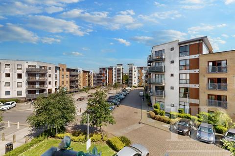 1 bedroom flat for sale, Finlay Court, Crawley RH10