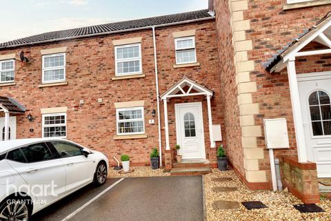 3 bedroom terraced house for sale, Blue Horse Court, Grantham