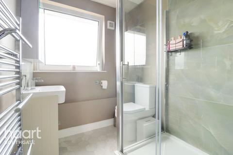 18, Ingram Court Wendy Close, Enfield, EN1 1HR
