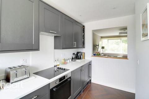 2 bedroom apartment for sale, Wendy Close, Enfield