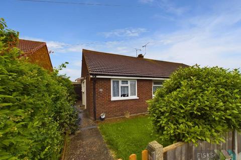 2 bedroom bungalow for sale, Almond Walk, Canvey Island, SS8
