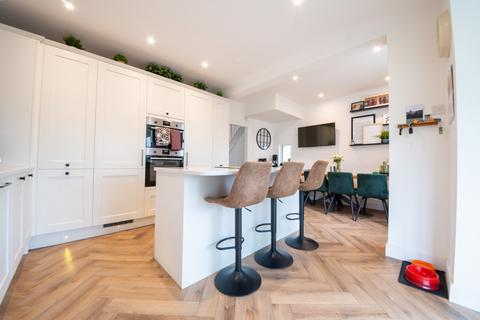 132 Folds Lane, Sheffield, S8 0EU