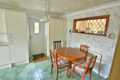 4 bedroom detached bungalow for sale, Hanham Road, Corfe Mullen, BH21 3PZ