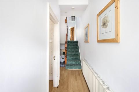 32 Chailey Street, London, E5 0RX