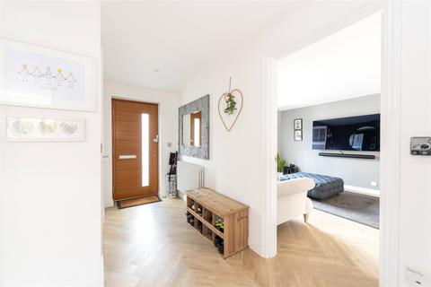 48 Cable Crescent, Woburn Sands, Milton Keynes, MK17 8GG