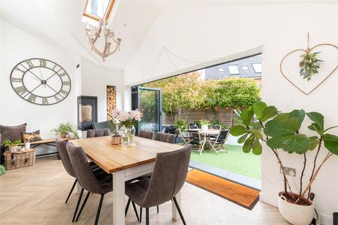 48 Cable Crescent, Woburn Sands, Milton Keynes, MK17 8GG