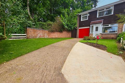 3 bedroom semi-detached house for sale, Sandyford Close, Nottingham, NG6