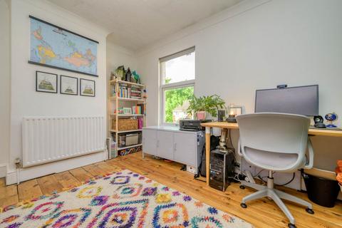 46 Lower Field Road, Reading, RG1 6AR