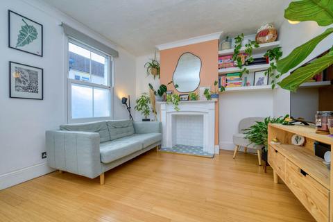 46 Lower Field Road, Reading, RG1 6AR