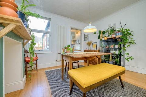 46 Lower Field Road, Reading, RG1 6AR