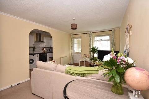 1 bedroom maisonette to rent, Aylesbury, Buckinghamshire HP19
