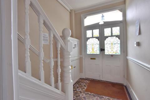 Flat, 67a Grovelands Road, London, N13 4RJ