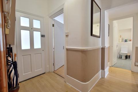 Flat, 67a Grovelands Road, London, N13 4RJ