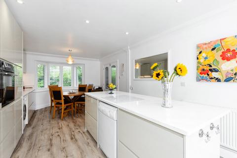 1 Marrabon Close, Sidcup, DA15 9EF