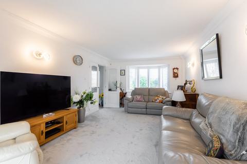 1 Marrabon Close, Sidcup, DA15 9EF