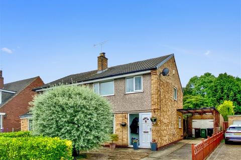 3 bedroom semi-detached house for sale, Wetherby, Glenfield Avenue, LS22