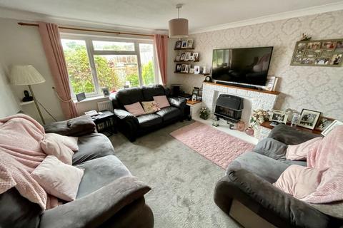 3 bedroom detached house for sale, Wordsworth Road, Luton, Bedfordshire, LU4 0LJ