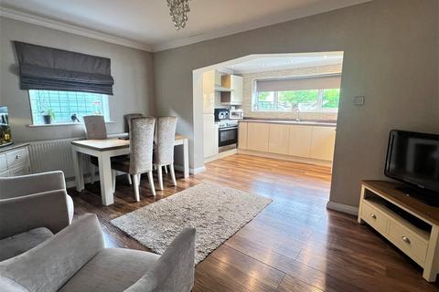 57 Elm Tree Avenue, Frinton-on-sea, CO13 0BB