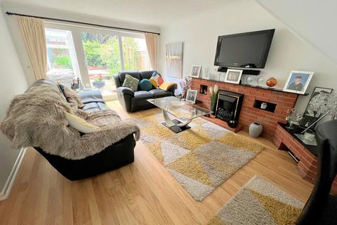 3 bedroom end of terrace house for sale, Glen Spey, Ashley, Hampshire. BH25 5QY