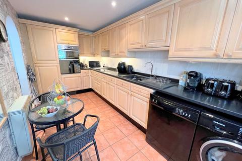 3 bedroom end of terrace house for sale, Glen Spey, Ashley, Hampshire. BH25 5QY