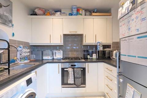 1 bedroom flat for sale, Wooldridge Close, Bedfont, TW14