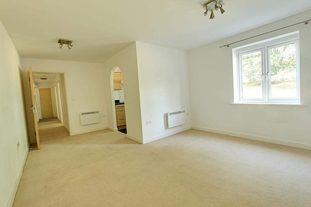 Edwinstowe, Edwinstowe NG21 2 bed apartment to rent £615 pcm (£142 pw)