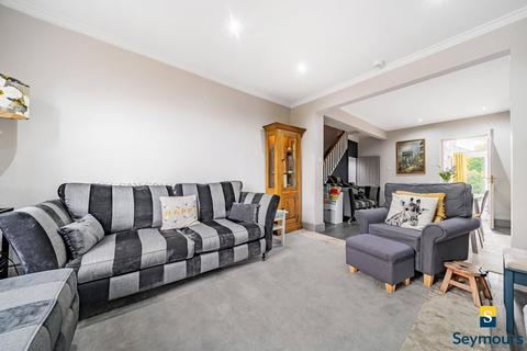 26 Cheselden Road, Guildford, GU1 3SB