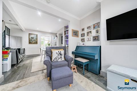 26 Cheselden Road, Guildford, GU1 3SB