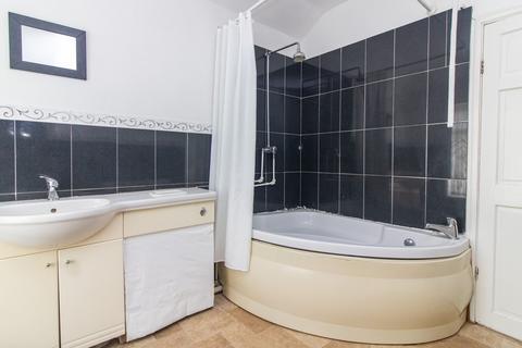 124 Saffron Lane, Leicester, LE2 7ND