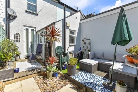 2 bedroom terraced house for sale, Seabrook Road, Hythe, Kent