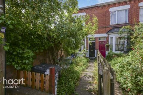 3 bedroom terraced house for sale, Woodbine Avenue, Leicester
