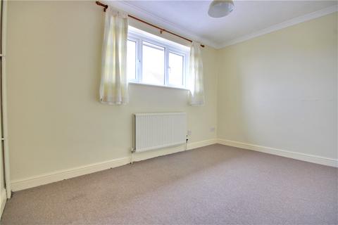 2 bedroom semi-detached house to rent, Woodshaw, Royal Wootton Bassett SN4