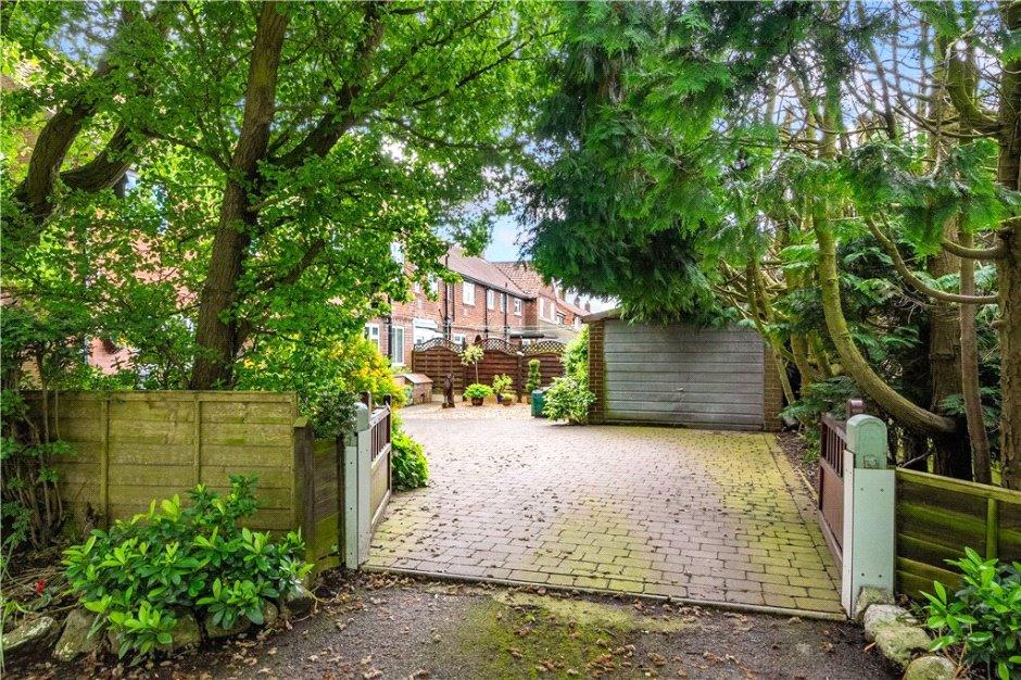 Driveway Parking
