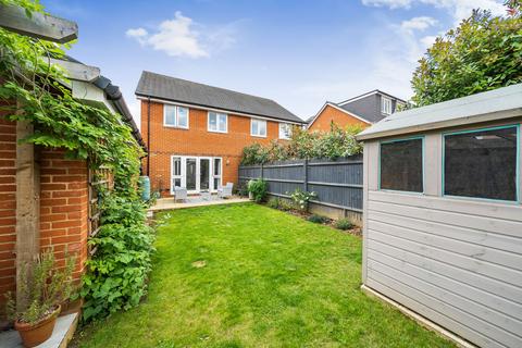 3 bedroom semi-detached house for sale, Vespasian Close, Westhampnett, PO18