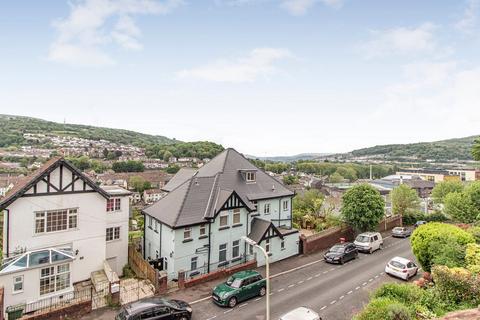 3 bedroom semi-detached house for sale, Lan Park Road, Pontypridd CF37