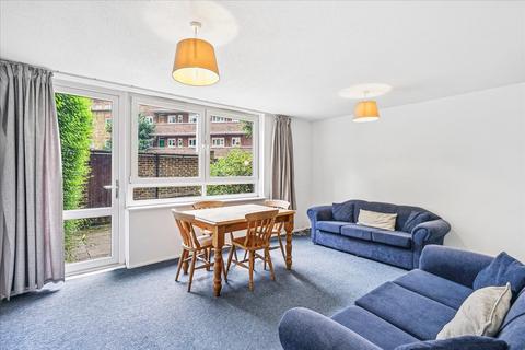 3 bedroom flat to rent, Wolsey Court,  Westbridge Road, London , SW11
