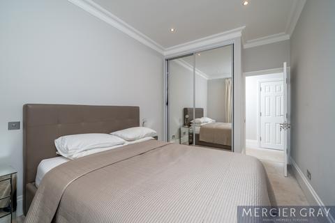 3 bedroom flat for sale, Queen's Gate Terrace, London SW7