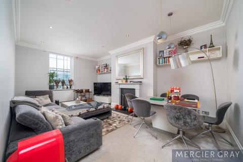 3 bedroom flat for sale, Queen's Gate Terrace, London SW7