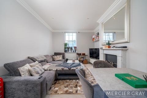 3 bedroom flat for sale, Queen's Gate Terrace, London SW7