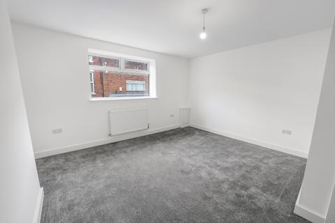 2 bedroom apartment to rent, Newton-Le-Willows, Merseyside, WA12