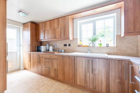 17 Coverdale, Carlton Colville, Lowestoft, NR33 8TD