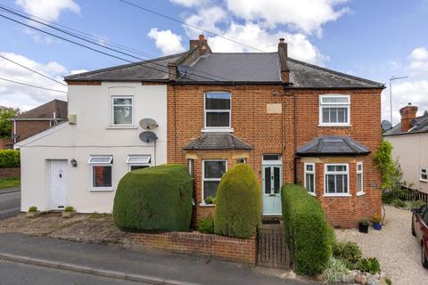 2 bedroom terraced house for sale, South Ascot
